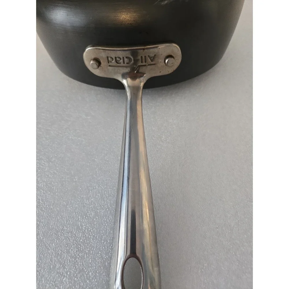 All-Clad HA1 Hard-Anodized Nonstick 2.5-Qt. Saucepan with‎ Lid